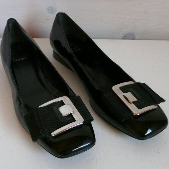 Stuart Weitzman Black Patent Leather Slip On Large Buckle Flats Sz 37 US 6.5 - Picture 1 of 14
